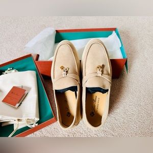 Loro Piana Summer Charms Walk Suede Sandstone